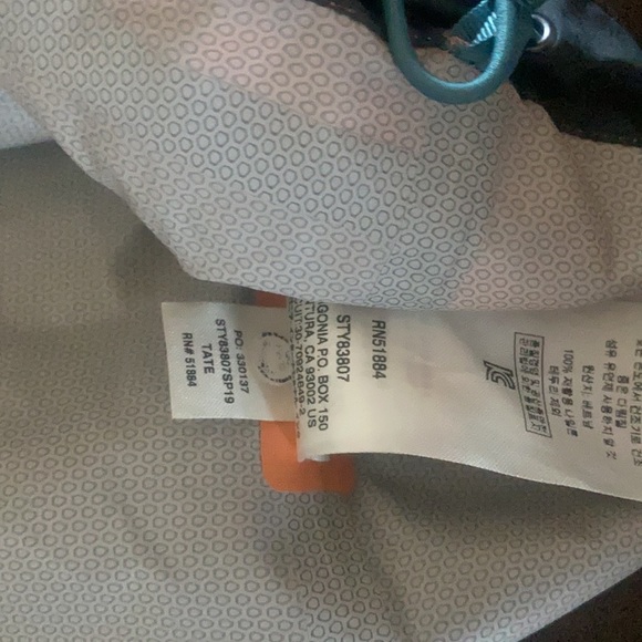 SOLD! Patagonia Torrentshell 3L - Picture 4 of 4